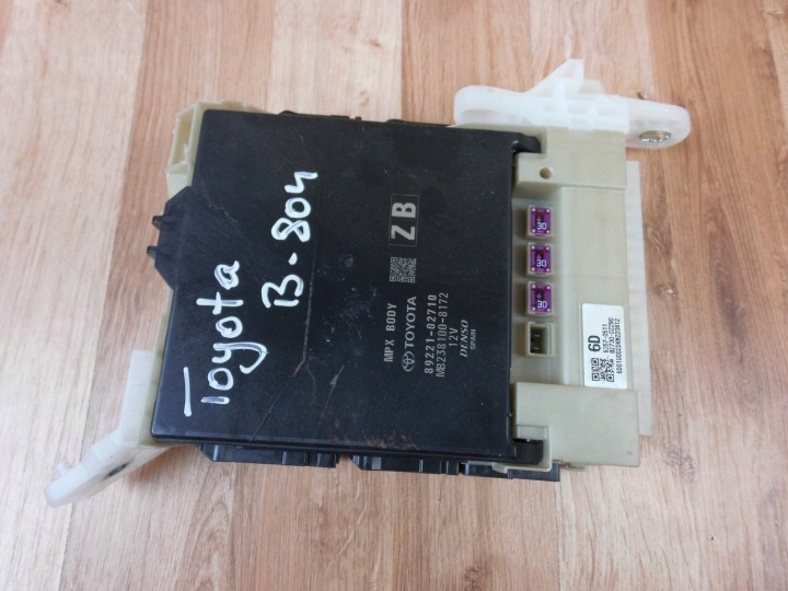 Toyota Corolla E21 module MPX 82730-0Z290 89221-02710