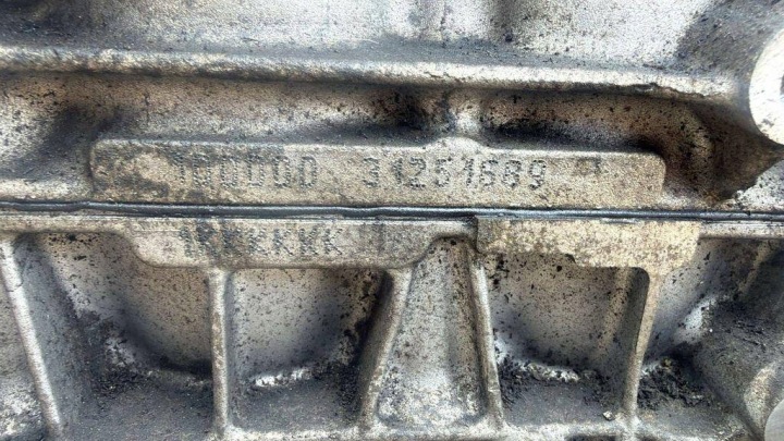 Bloque del motor Volvo XC60 31251689 2.4L diesel 158kW 2011 7