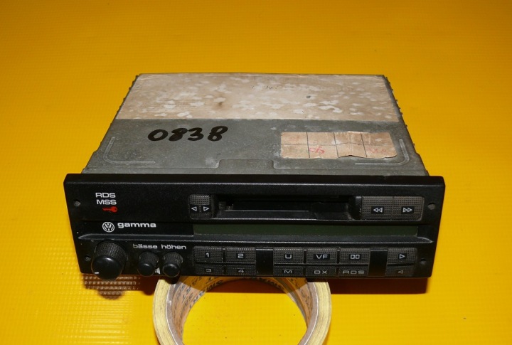 RADIOMAGNETOFON + KOD VW VOLKSWAGEN GAMMA-3 357035186D 902221586719