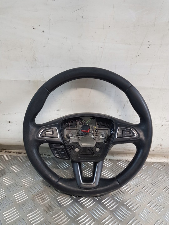 volan MULTIFUNKCJA FORD FOCUS MK3 2016 KOMBI DO OBSZYCIA!!!