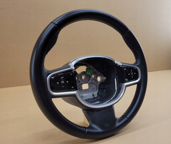 lenkrad SKORZANA WIELOFUNKCYJNA MULTIFUNCYJNA VOLVO XC90 XC60 V90 V60