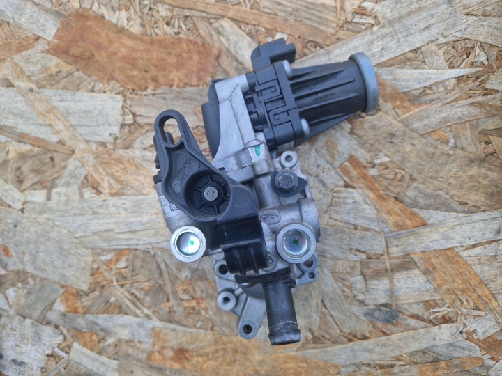 EGR valve VOLVO XC60 XC90 2.0D MILD HYBRID 32242452 D420T2