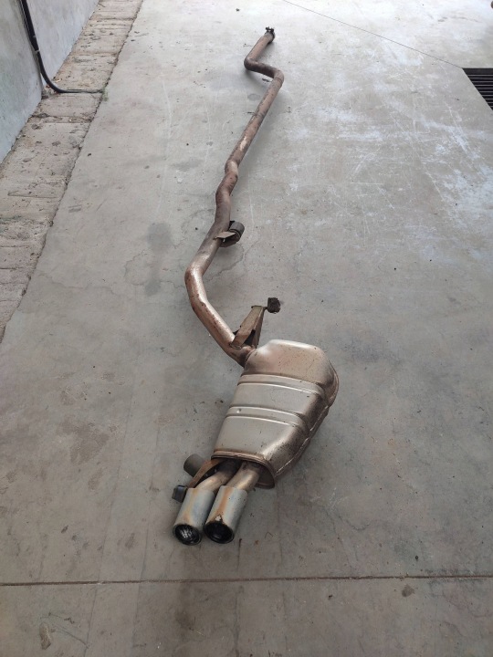 BMW F10 auspuffanlage auspuff TLUMIK 2.0D 520D 184KM 8508186