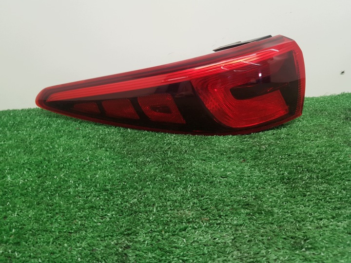 Licht links hinten KIA SPORTAGE 4 2016 92401-F10