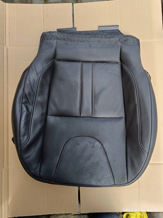 Ford Kuga II 2015 MK2 upholstery side seat GABKA GRZANIE of the right leather