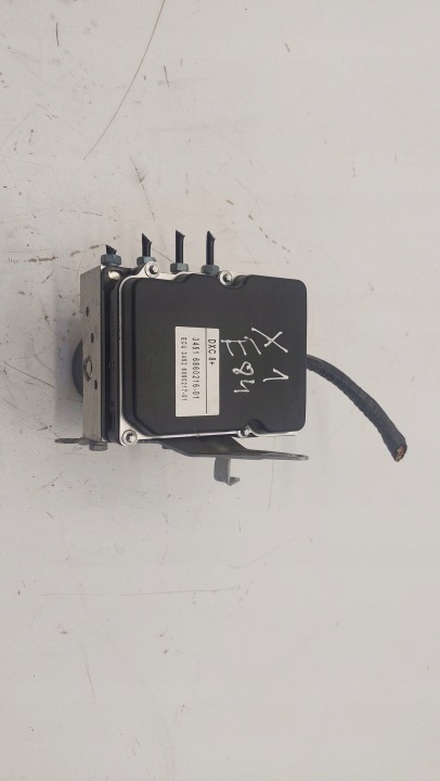 BMW E84 X1 Servo frein Unité de contrôle ABS 6860216 6860217