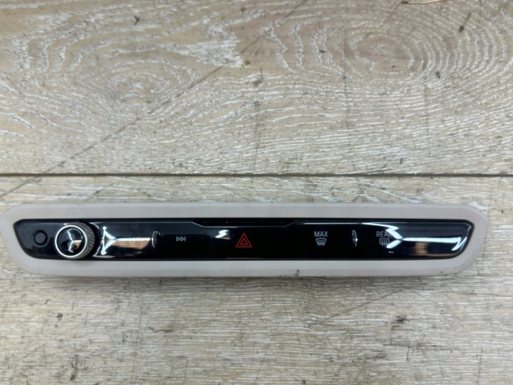 BMW G20 G22 G26 G28 řídící jednotka PANEL AUDIO a klimatizaci 5A63F17