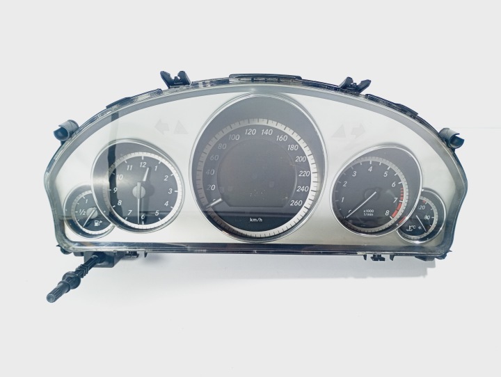quadro strumenti TACHIMETRO contagiri OROLOGIO tachimetro OE A2125406911 Mercedes W207 E KLASA 09-11