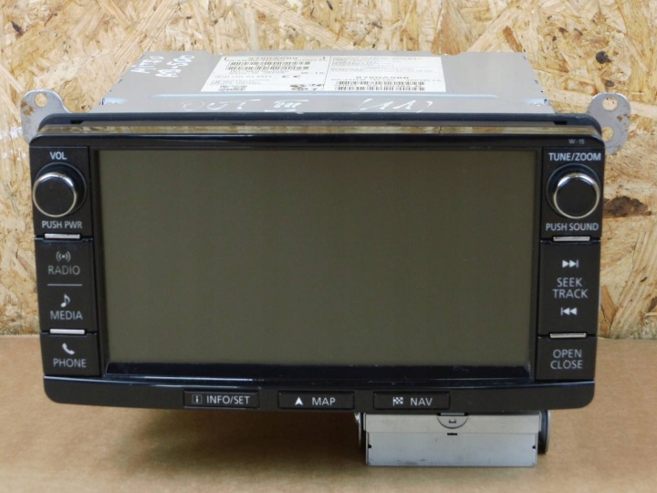 Mitsubishi Outlander nawi Navigation radio 8750A569