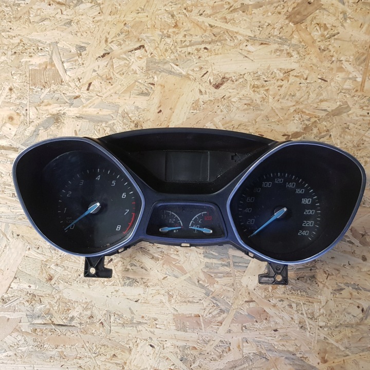 FORD FOCUS MK3 10-18 budiky budíky BM5T-10849-BAD