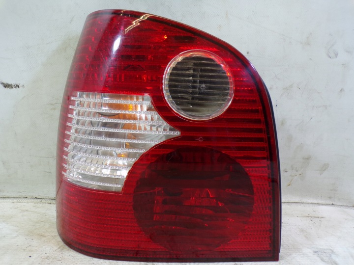 Licht hinten heck links VOLKSWAGEN POLO 9N
