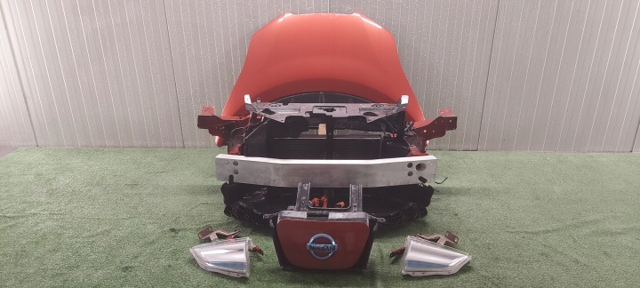 Scharniere der Motorhaube NISSAN LEAF ZEO 10-17 LAK: NAHK
