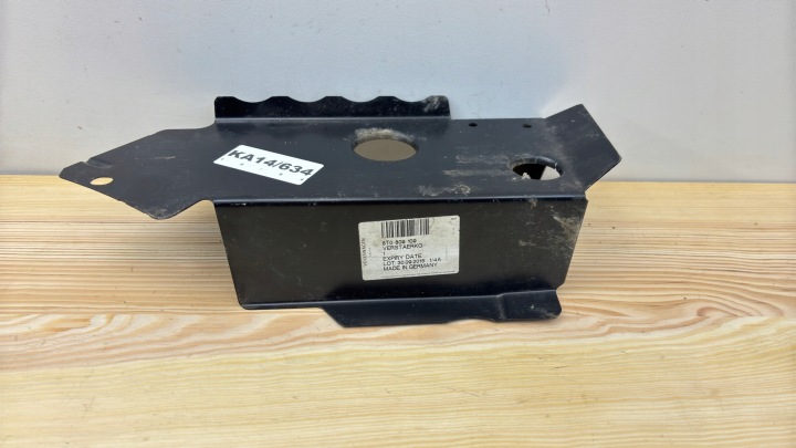 AUDI A5 8T konzola erösített sárvédő merevítő bal eleje 8T0809109 KA14/634