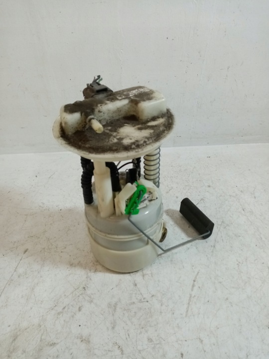 Pompe alimentation carburant RENAULT CLIO 3 1.6 B