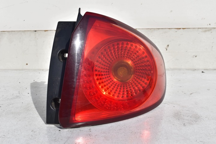 feu droite arrière SEAT ALTEA et 5P avant restylage 2004-2008 EU