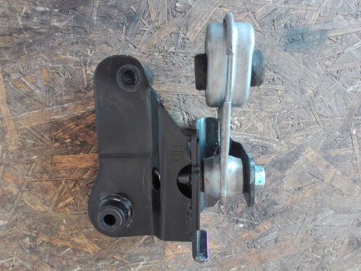 gearbox mounting of the gear QASHQAI II LIFT 11360-4EA0A