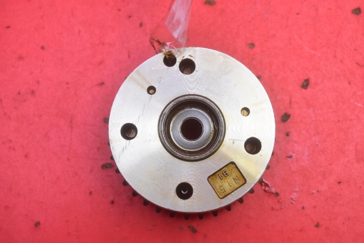 pulley FAZ of the gear 03C109088B VW TOURAN 1 and 1.6 FSI 16V 115 KM 03-06