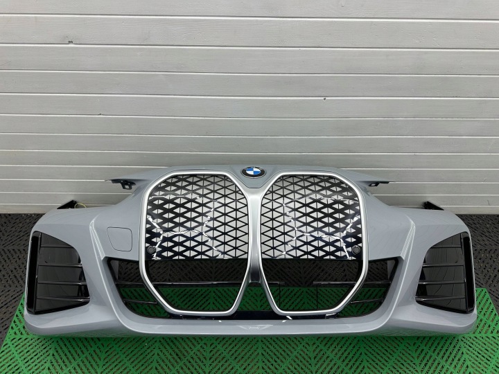 nárazník přední předek BMW i4 G26 LCI M PAKIET kompletní