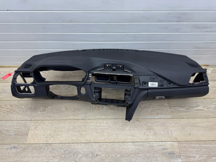 BMW M3 F80 M4 F82 F30 F31 4 F32 F33 F36 console originál 9239397
