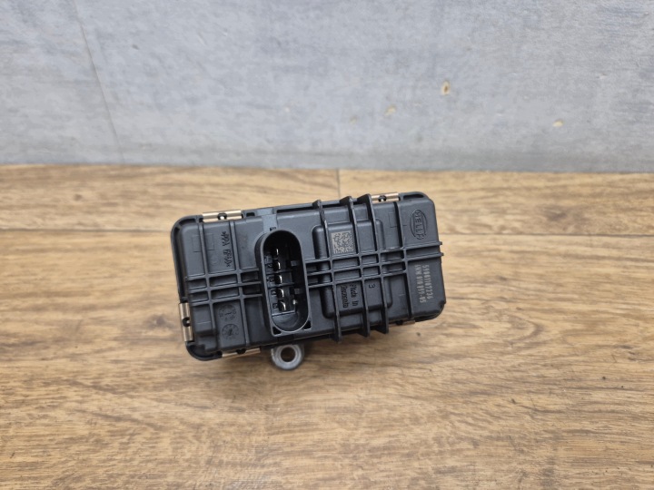 BMW 2.0D N47 3.0D N57 DIESEL regulator tube of the turbine 6nw010099