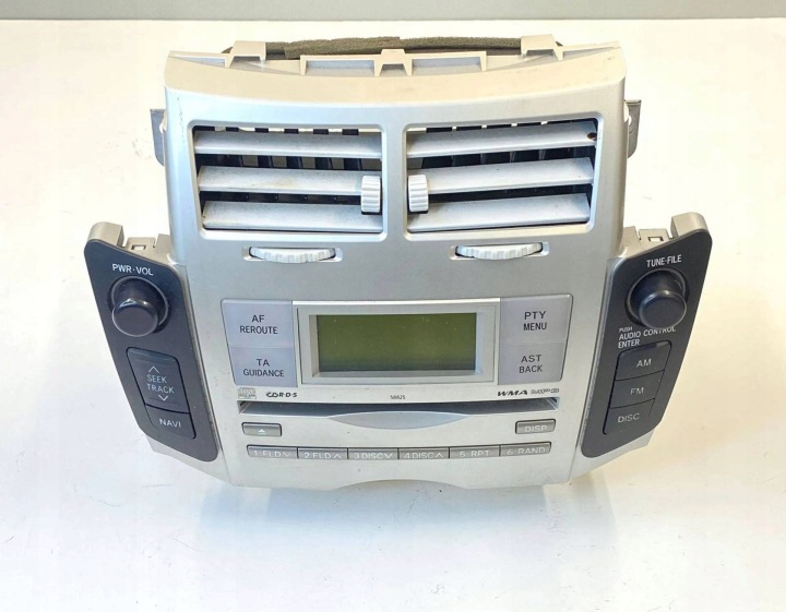 Radio samochodowe Toyota Yaris 2 XP90 2006 8612052480