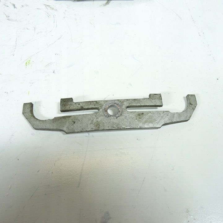 BMW 7 F01 F02 4.4 V8 Halter WTRYSKIWACZY