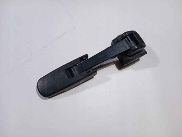 Klamra brava zapinka haube Hummer H2