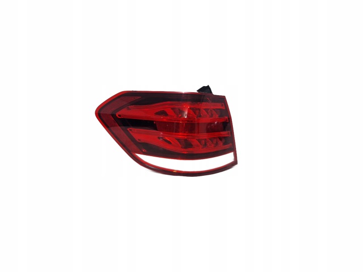 MERCEDES W212 LIFT KOMBI Licht links heck W Kotflügel 2129061703