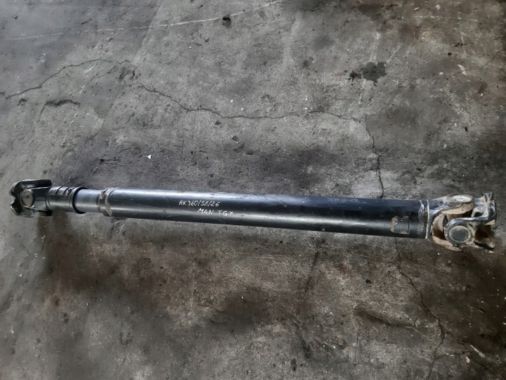 Arbre moteur KARDANA NAPEDOWY PEDNY MAN TGX 81393256172