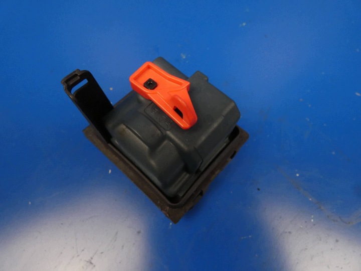 MERCEDES CLA W117 W176 W246 W156 pistoni portellone ZAMKE sportello serbatoio PALWIA