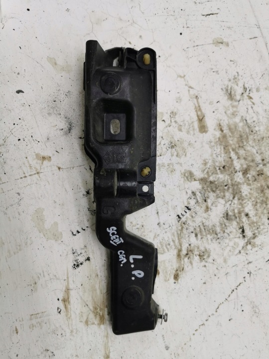 Support montage pare-chocs Gauche Avant RENAULT SCENIC III 631236764R
