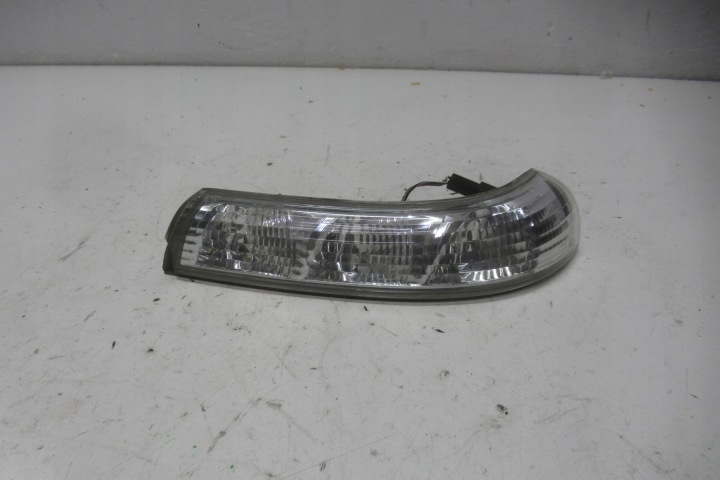 VW PHAETON Blinkerleuchte außenspiegel rechts 3D0949102