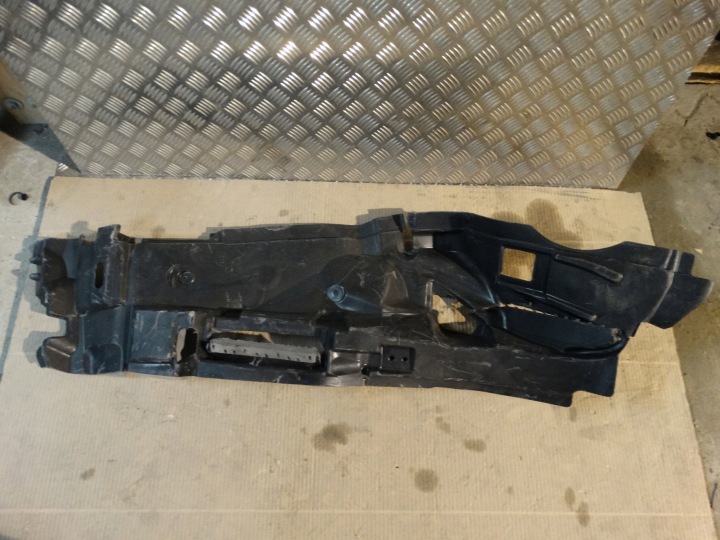 INSONORIZZAZIONE PARAFANGO POSTERIORE DESTRO MERCEDES W223 1