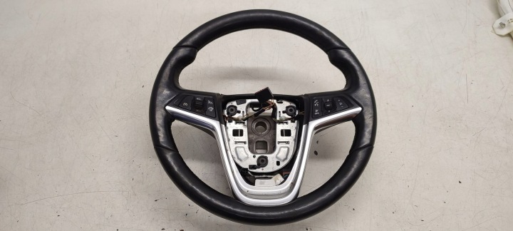 Volant multifunkcyjna skorzana Cuir, en cuir Opel Zafira C 1,6 Z16XNT