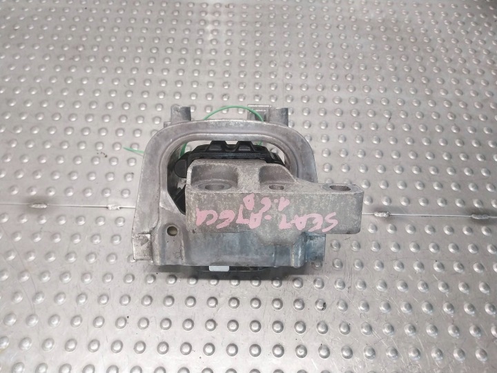 holder engine mount 5Q0199262DE AUDI A3 8V GOLF VII OCTAVIA III 1.6 TDI