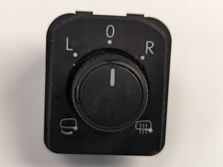 Bouton 565959656A SKODA OCTAVIA IV