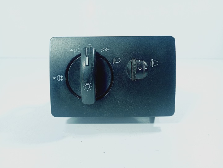 vypínač ovladac panel svetiel OE 7M5T13A024EA Ford Focus 2 II 04-12