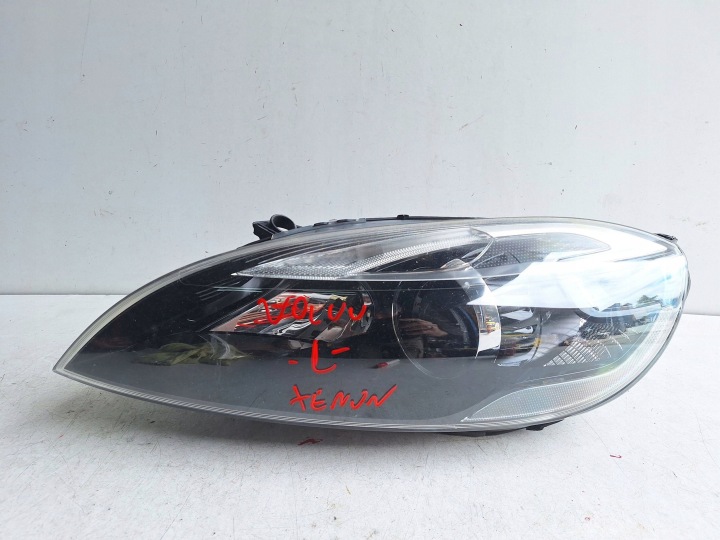 VOLVO V40 II 12-18 Feux phare Gauche XENON UK-ANGLIK 31420009