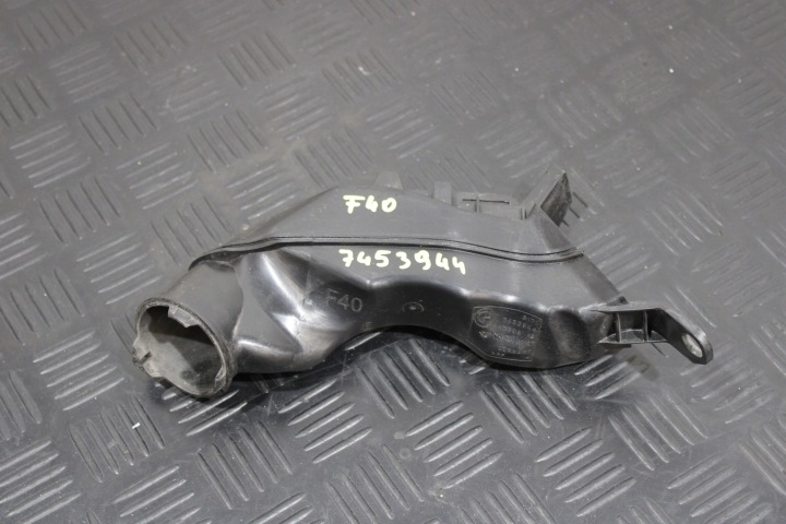ODPLYW d’eau Sous vitre 7453944 BMW 1 F40 M-paquet