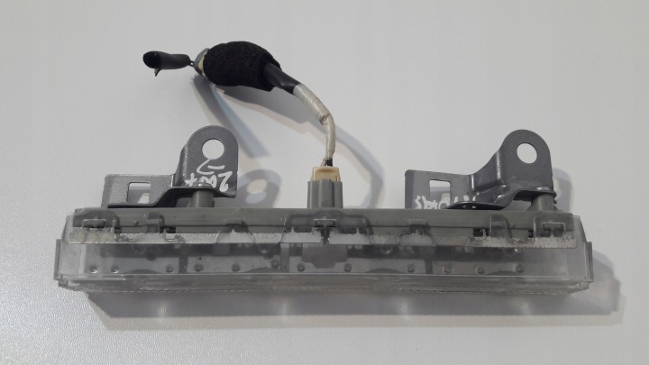 TOYOTA AURIS and light light STOP STOPU trunk door