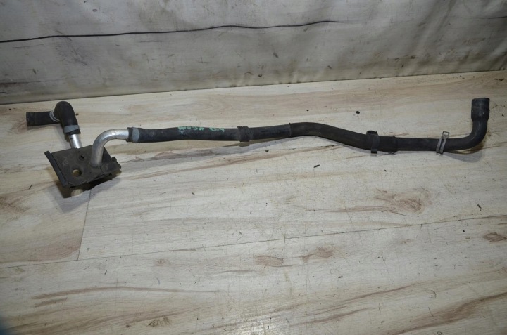 Schlauch des Wassers Mercedes w164 ML 5.0 V8