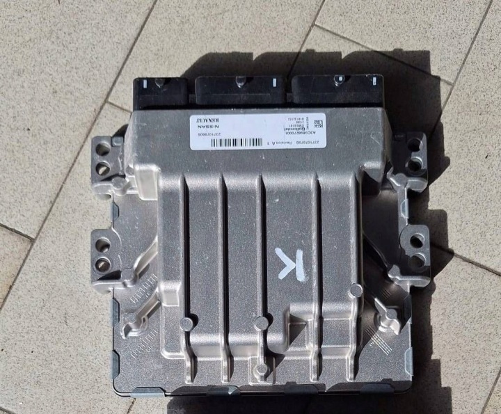 bedienteil des motors Renault Kangoo III IV 1.3 TCE 237107879S 237107880S