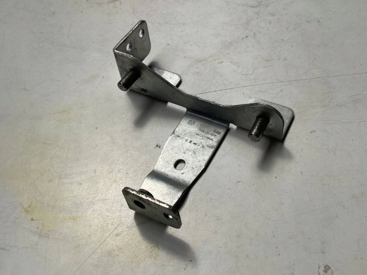 Support plaque Réservoir Expansion 2H0121079 VW AMAROK !J