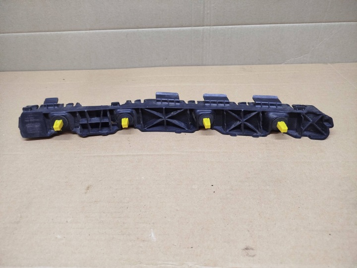 HYUNDAI TUCSON II III 15-18 Suppporto montaggio paraurti Destra posteriore posteriore 86615-D7000