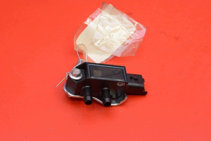Sensore temperatura gas scarico 227707094R-B NISSAN QASHQAI III J12 1.5 VC-T 158KM