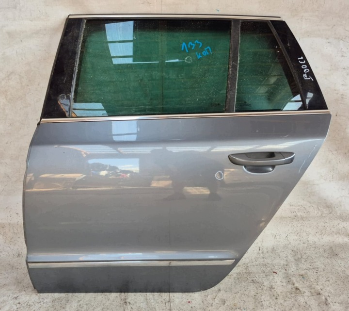 SKODA SUPERB II KOMBI 08- Portière Gauche Arrière Arrière Complets