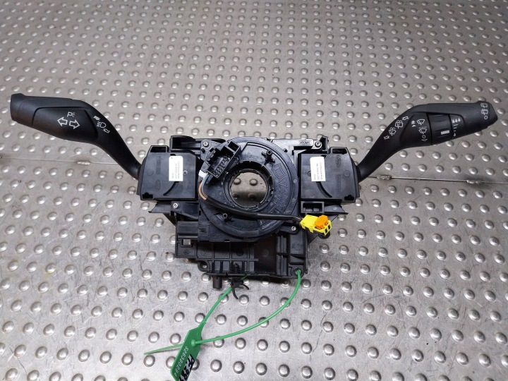 MANETKA páčky pod volant a ovládání kroužek F1ET-13N064-AC FORD FOCUS MK3 C-MAX MK2