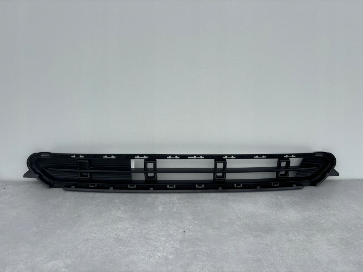 FIAT 600 GRILLE PARE CHOC AVANT ATRAPKA 735763141 KA4/18