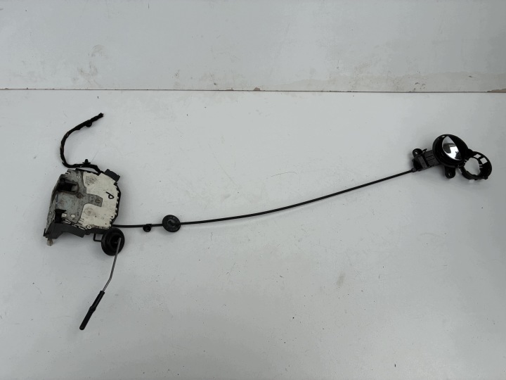 lock door right front Mini One Cooper R50 R52 R53 7PIN 00-06r. OEM Europa