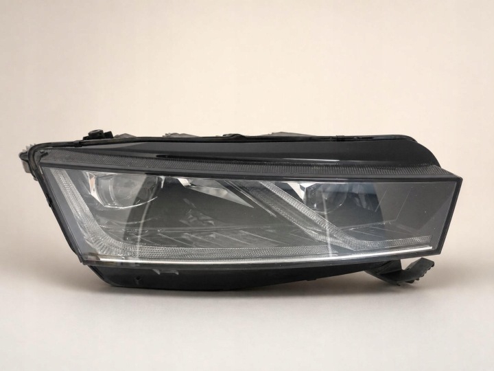 SKODA OCTAVIA IV 4 5E4 20-24 light FULL LED CRYSTAL LIGHTING right front EU